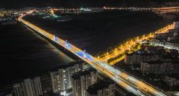 Puentes sobre el río Lhasa: del cruce en balsa al desarrollo urbano
