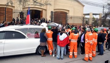 Cientos de personas despidieron a minero serenense fallecido en El Teniente