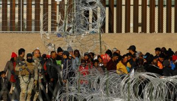 Trump construirá el mayor centro de detención de inmigrantes ilegales en una base militar de Texas
