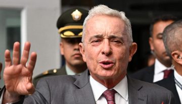 Uribe solicita la libertad mientras la Justicia resuelve su condena