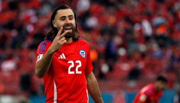 «Muy contento»: Ben Brereton llegó a Chile para concretar su retorno a la Roja