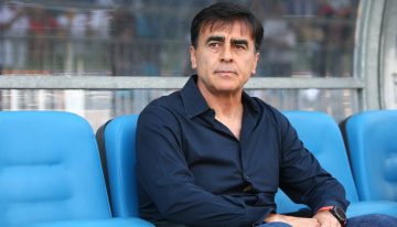 Quinteros: En Chile hay buenos jugadores, pero ningún DT ha encontrado un equipo para clasificar