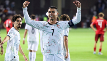 Cristiano lideró con doblete la paliza de Portugal a Armenia y quedó al borde de un récord