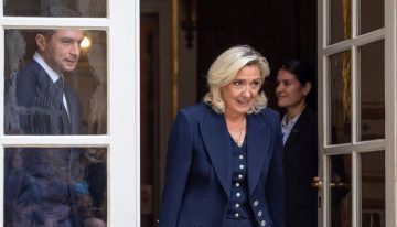 Le Pen y Sarkozy ponen al Gobierno francés al borde del precipicio