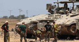 Netanyahu acusa a Hamás de violar la tregua y ordena al Ejército atacar el sur de Gaza Netanyahu acusa a Hamás de violar la tregua y ordena al Ejército atacar el sur de Gaza