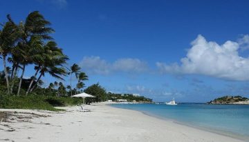 Investigan la muerte de una mujer de 80 años que fue abandonada en una isla desierta por el crucero en que viajaba