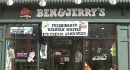 Uno de los fundadores de Ben & Jerry's crea un helado de sandía por Palestina tras la negativa de Unilever Uno de los fundadores de Ben & Jerry's crea un helado de sandía por Palestina tras la negativa de Unilever