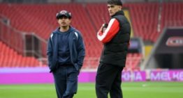 Con guiño a Colo Colo: La foto de Jordhy Thompson y Pablo Solari en Rusia