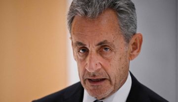 La Fiscalía de Francia pide que Sarkozy sea puesto en libertad bajo medidas de control judicial