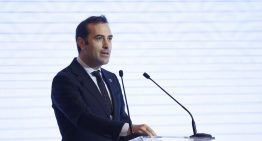 Bruselas mejora las previsiones de PIB y déficit de España para 2025 y 2026