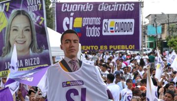 Ecuador vota si quiere una nueva Constitución y bases militares extranjeras