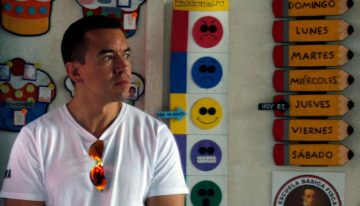 Noboa encaja una seria derrota en el referéndum: no habrá Asamblea Constituyente ni bases militares