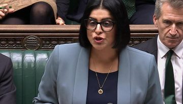 El Gobierno británico anuncia una reforma migratoria radical para «restaurar el orden y el control»