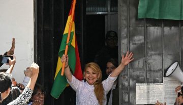 La expresidenta  de Bolivia, Jeanine Áñez, tras ser excarcelada: «Jamás voy a arrepentirme de haber servido a mi patria»