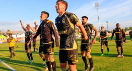 Coquimbo Unido celebró su decimoquinta victoria al hilo tras vencer a Palestino en La Cisterna