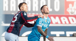 Napoli perdió el liderato de la Serie A tras sufrir una derrota ante Bologna