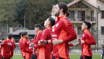 Sierralta encendió las alarmas en La Roja para el amistoso con Rusia