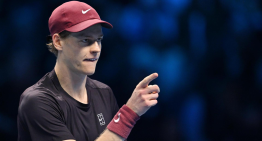 Jannik Sinner se mostró imparable para avanzar a la final del Masters de Turín