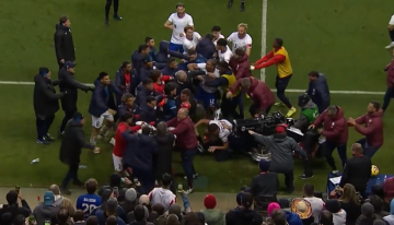 [VIDEO] No fue tan amistoso: Enorme pelea marcó el partido entre Estados Unidos y Paraguay