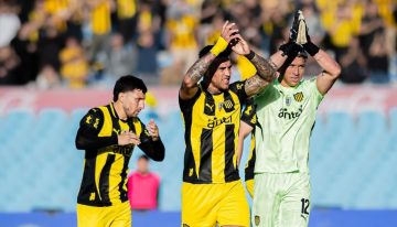 Bryan Cortés y Peñarol avanzaron a la gran final del fútbol uruguayo
