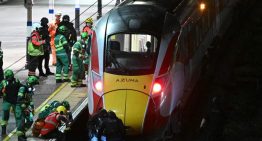 Diez heridos tras un apuñalamiento múltiple en un tren en Reino Unido