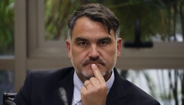 Macaya: Prefiero la responsabilidad con la que actúan Kast y Quiroz en vez del aplauso fácil