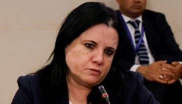 «Estoy en otra»: Steinert pide superar polémica remoción de jefa de la PDI