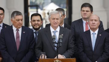 Reconstrucción: FA acusa que se busca «fabricar una crisis» y RN valora «cambio de rumbo»