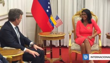 Delcy Rodríguez recibe a nuevo encargado de negocios de EEUU para normalizar relaciones bilaterales