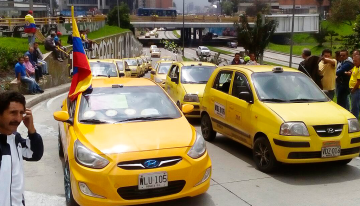 ¿A qué se debe el paro de taxistas?