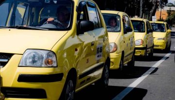 Más de 75 % de las empresas de taxi darán el salto tecnológico en Bogotá