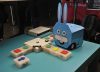 Robot les enseña programación a niños de preescolar