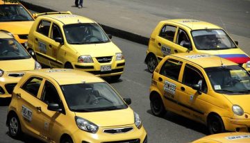 Proponen proyecto de ley para profesionalizar a los taxistas