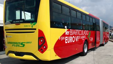 Comenzó a rodar en Transmilenio el primer biarticulado a gas natural