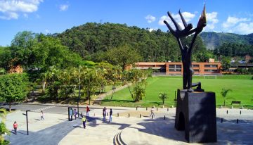 Universidad de Medellín: Doctorado y Maestría en administración