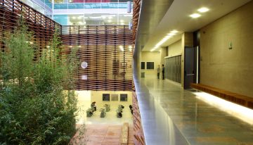 Facultad de Administración de los Andes recibe reacreditación internacional EQUIS por cinco años