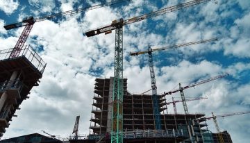 El 84% de los proyectos de construcción de edificaciones retornaron a sus actividades