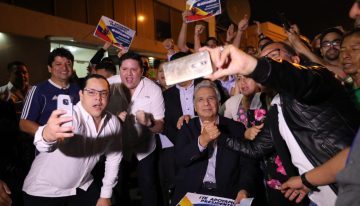 Qué hay detrás de la crisis económica de Ecuador