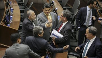 Reforma tributaria llegó al Congreso con mensaje de urgencia