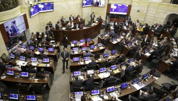 Gobierno dice que la reforma tributaria no favorece a los ricos
