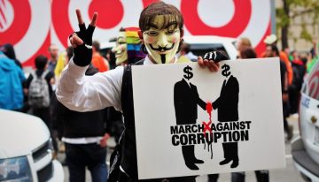 1 de cada 3 financiadores de campañas, obtienen contratos con el Estado