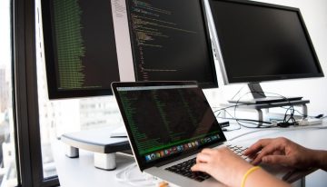 Oportunidad para capacitarse en tecnología con profesionales extranjeros