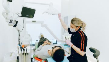 Las posiciones ocupadas por mujeres están en mayor riesgo de automatización