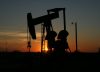 Rebotan bolsas y precio del petróleo por posibles estímulos