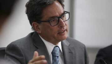 Bancos tendrán que prestarle plata al gobierno para la crisis