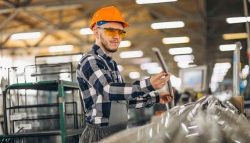 Desplome de la industria y el comercio confirman profunda recesión