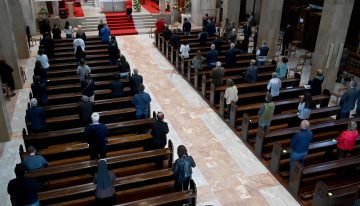 Vuelven los cultos: El domingo inicia plan piloto para reapertura de iglesias