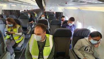 Si viaja en avión debe cumplir con los siguientes requisitos y protocolos