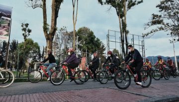 «Bogotá, la capital de la muerte para ciclistas», según The Guardian