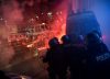 Italianos protestan contra restricciones por rebrotes de Covid-19